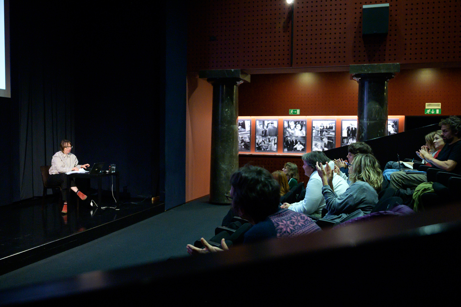 Dagmar Brunow med predavanjem