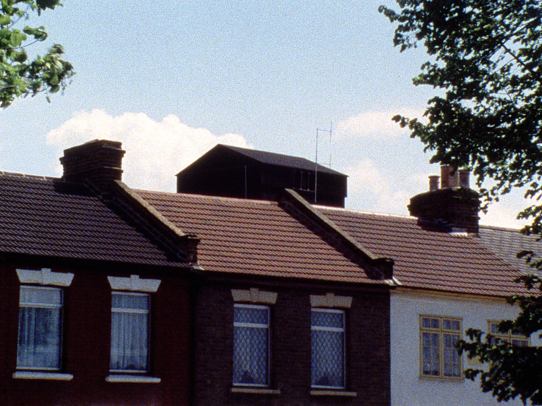 prizor iz filma Črni stolp