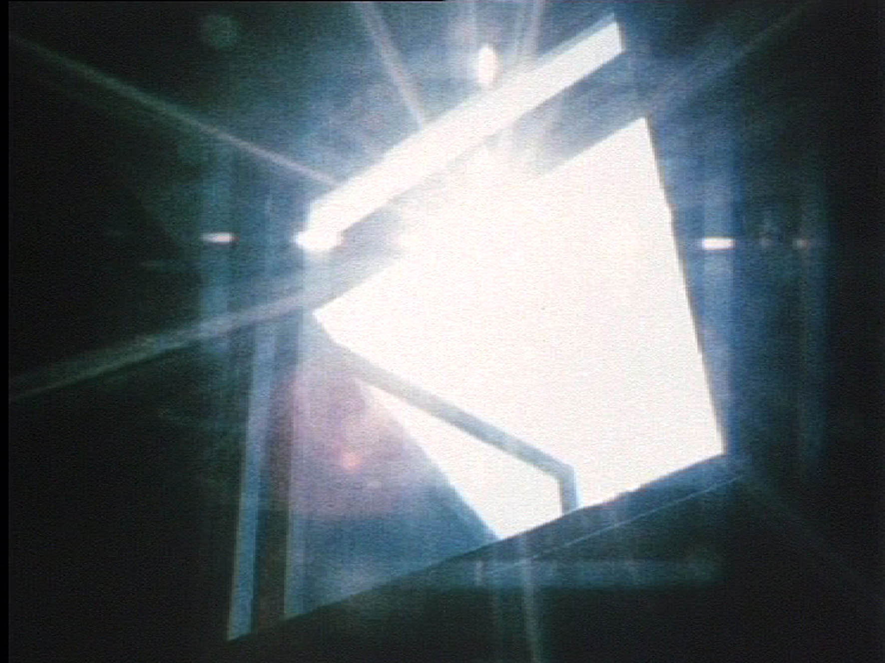 prizor iz filma Luč vodnica